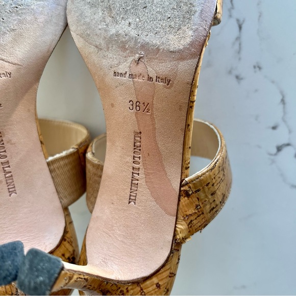 MANOLO BLAHNIK Tan Cork Sandals, size 6.5 - Picture 10 of 16